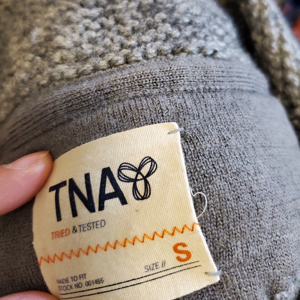 TNA REVELSTOKE SWEATER - Picture 3 of 4